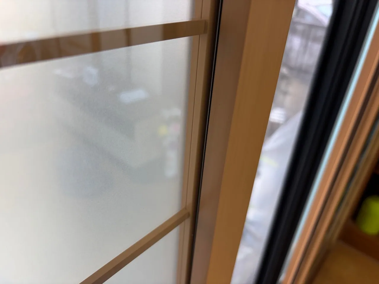内窓の枠まわり