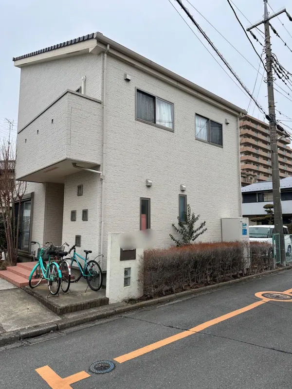 1年前に完工した外壁塗装現場のビフォー写真1
